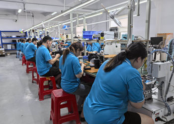 Shenzhen Longhehui Electronic Co., Limited linea di produzione del fabbricante