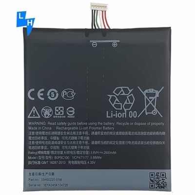 Una batteria nera da 2600mAh in polimero di litio BOP9C100 per il telefono cellulare HTC D816 Desire816
